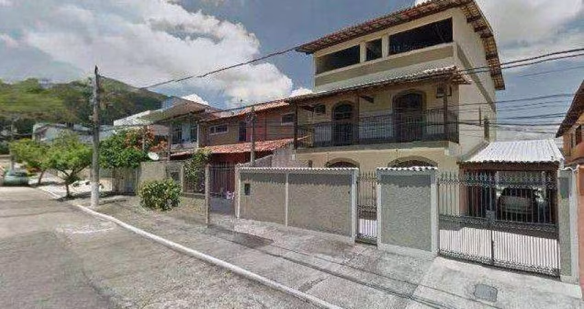 Casa com 4 dormitórios à venda, 602 m² por R$ 680.000,00 - Jardim Sulacap - Rio de Janeiro/RJ