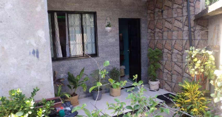 Casa com 3 dormitórios à venda, 250 m² por R$ 360.000,00 - Oswaldo Cruz - Rio de Janeiro/RJ