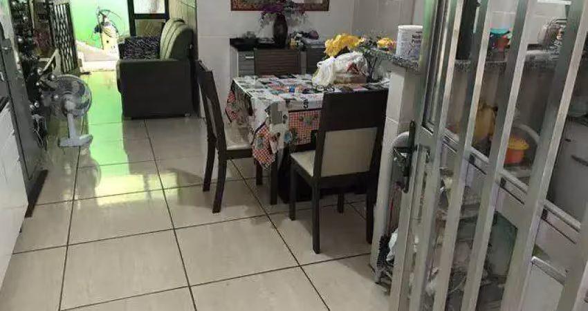 Casa com 3 dormitórios à venda, 130 m² por R$ 300.000,00 - Marechal Hermes - Rio de Janeiro/RJ