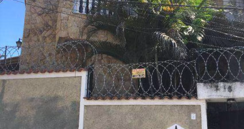 Casa com 4 dormitórios à venda, 205 m² por R$ 600.000,00 - Vila Valqueire - Rio de Janeiro/RJ