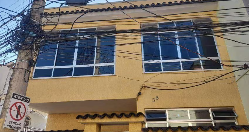 Casa com 3 quartos à venda, 195 m² por R$ 700.000 - Vila Valqueire - Rio de Janeiro/RJ