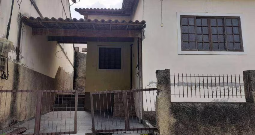 Casa com 2 quartos à venda, 70 m² por R$ 180.000 - Vila Valqueire - Rio de Janeiro/RJ