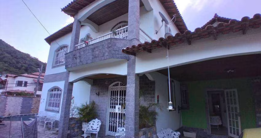 Casa com 3 quartos à venda, 245 m² por R$ 1.100.000 - Vila Valqueire - Rio de Janeiro/RJ
