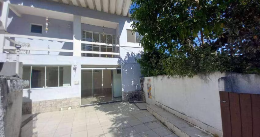 Casa com 2 dormitórios à venda, 105 m² por R$ 350.000,00 - Jacarepaguá - Rio de Janeiro/RJ