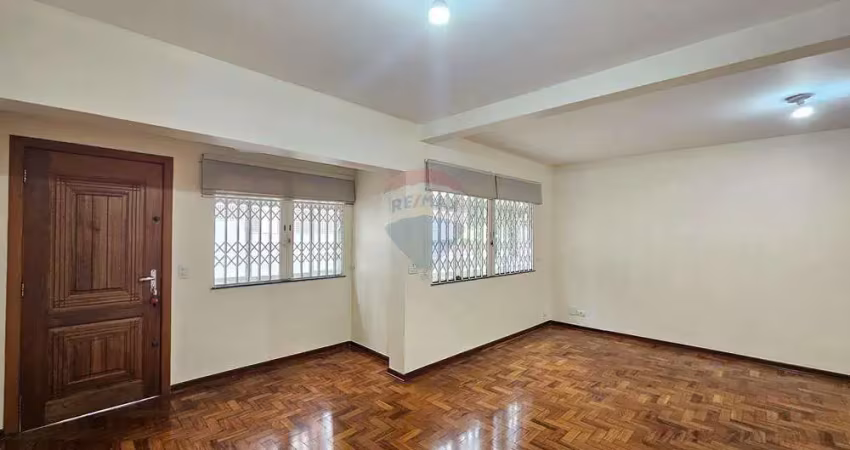 Sobrado à venda 3 dormitórios - 350m do metrô saúde