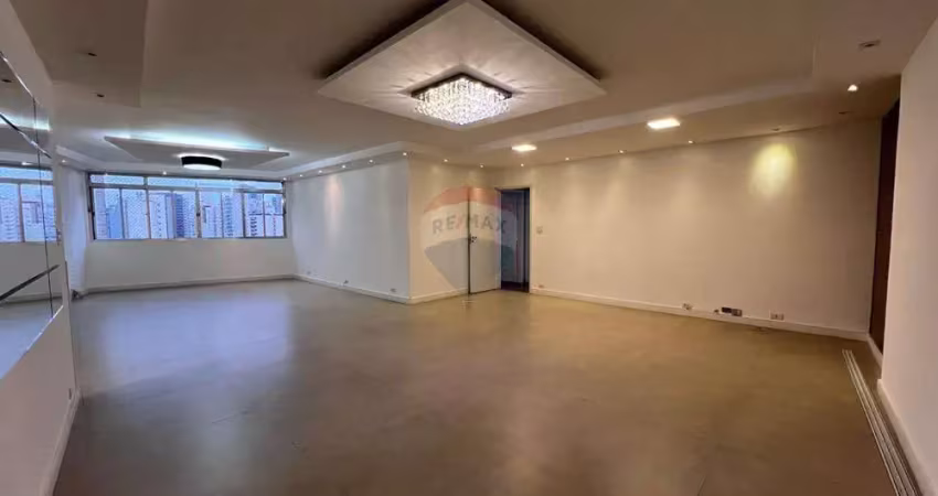 Apartamento com 3 quartos para alugar na Rua das Rosas, 55, Mirandópolis, São Paulo