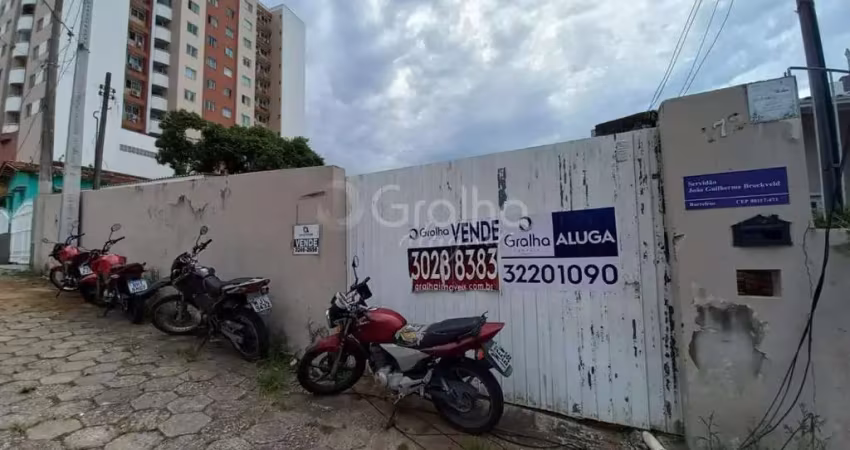 Terreno comercial para alugar na Rua José Victor da Rosa, 172, Barreiros, São José