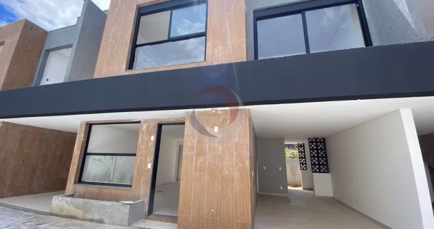 Casa com 3 quartos para alugar na Rua Grumixama, 127, Campeche, Florianópolis