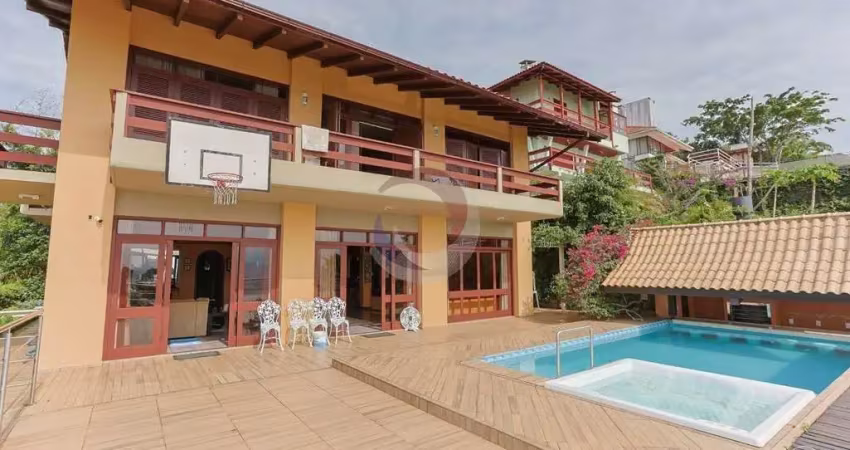 Casa com 4 quartos para alugar na Rua Margot Ganzo Araújo, 113, Centro, Florianópolis