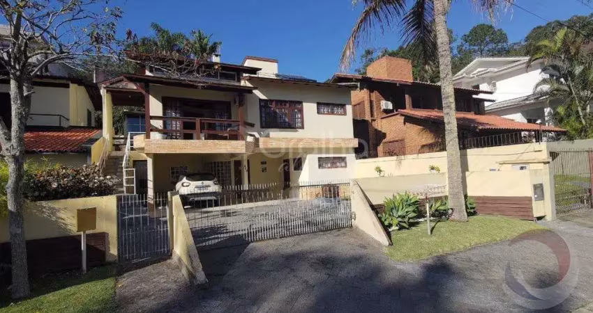 Casa com 5 quartos para alugar na Rua Dorvalina Machado Coelho, 374, João Paulo, Florianópolis