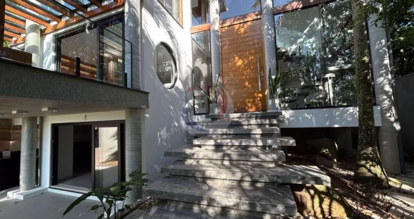 Casa com 3 quartos para alugar na Servidão Fabriciano Garcez, 10, Lagoa da Conceição, Florianópolis