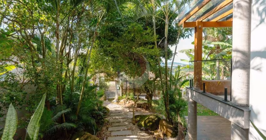 Casa com 3 quartos para alugar na Servidão Fabriciano Garcez, 10, Lagoa da Conceição, Florianópolis