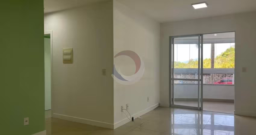 Apartamento com 3 quartos para alugar na Rua Pedro Vieira Vidal, 380, Pantanal, Florianópolis