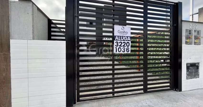 Casa com 2 quartos para alugar na Recanto do Beija Flor, 250, Campeche, Florianópolis