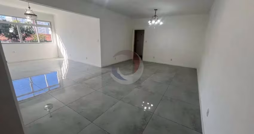 Apartamento com 3 quartos para alugar na Avenida Professor Othon Gama D'Eça, 812, Centro, Florianópolis