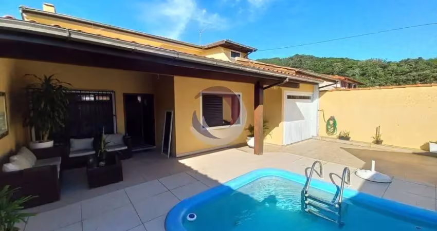Casa com 3 quartos para alugar na Margarida Linhares, 42, Barra da Lagoa, Florianópolis