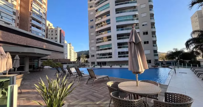 Apartamento com 4 quartos para alugar na Rua Salvatina Feliciana dos Santos, 235, Itacorubi, Florianópolis