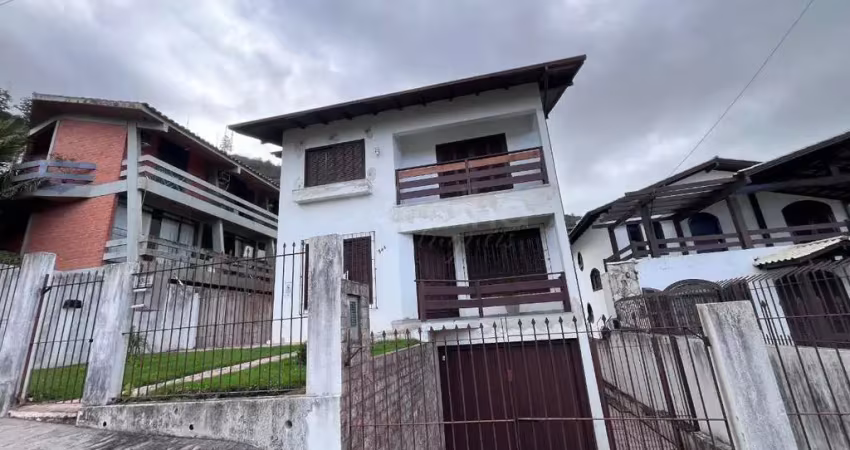 Casa em condomínio fechado com 4 quartos para alugar na Rua José Francisco Dias Areias, 544, Trindade, Florianópolis