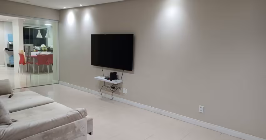 Casa  a venda com [area de lazer privativa!