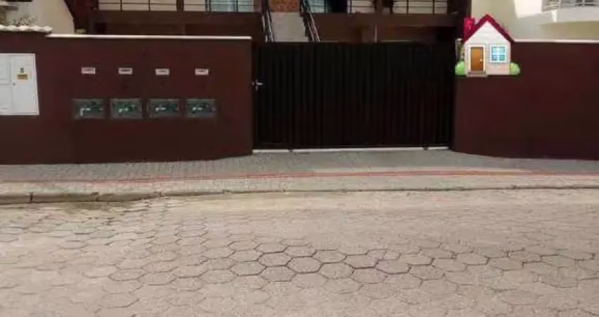 Conjunto de kitnts com rentabilidades no centro de penha