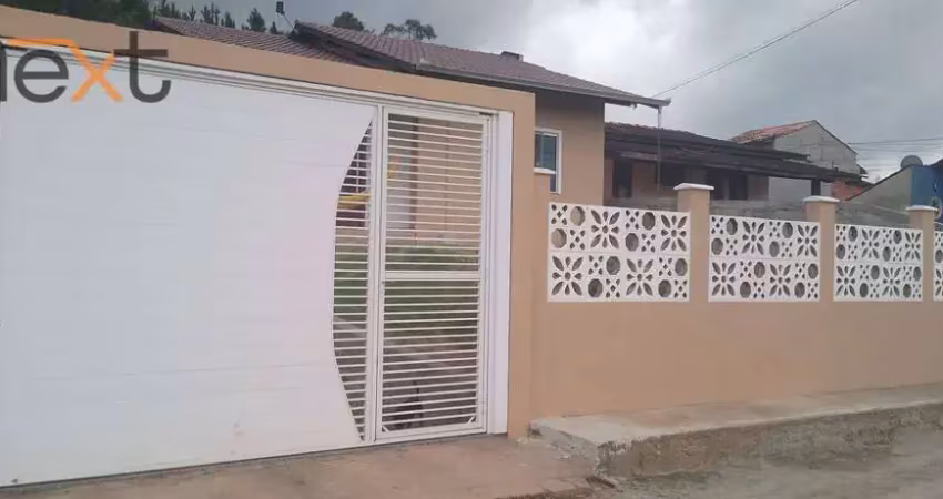Casa à venda em piçarras – ampla estrutura e área externa perfeita para lazer!