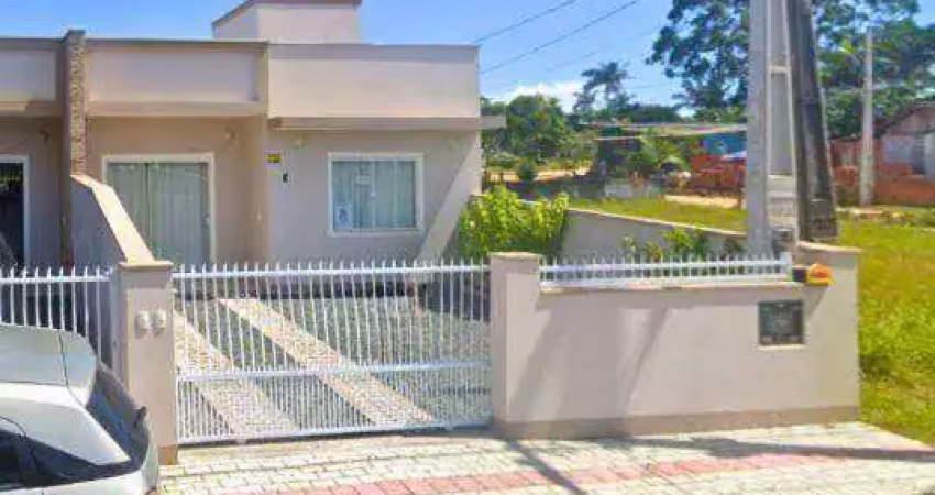 Casa funcional e aconchegante aprox.900m do mar – pronta para morar