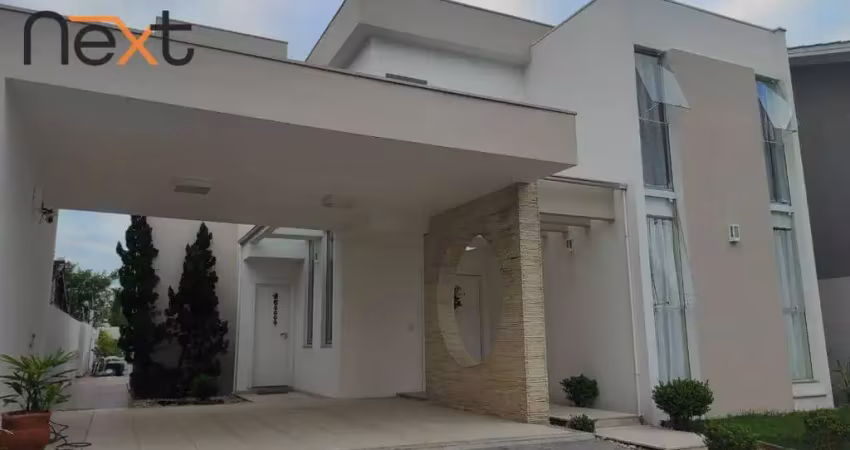 Casa de alto padrão no centro de piçarras: lazer completo e pronta para morar!