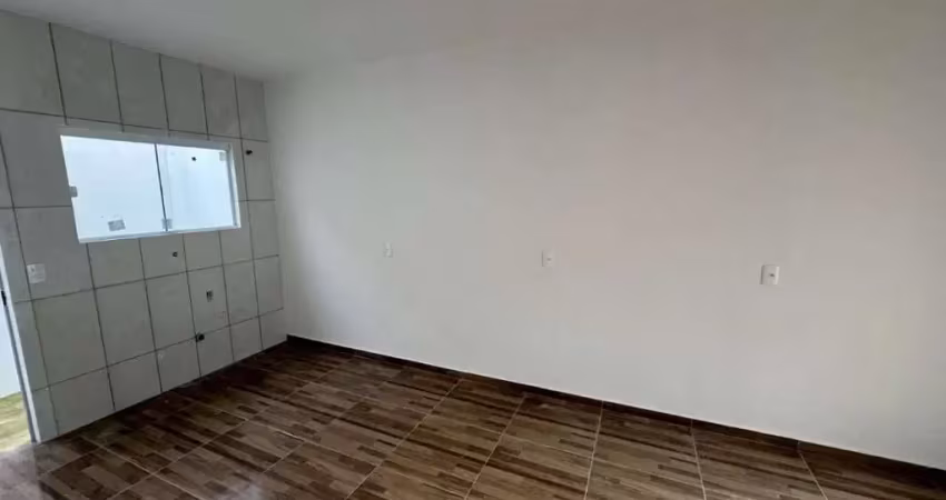 Localização privilegiada, a apenas 600 metros da praia da armação