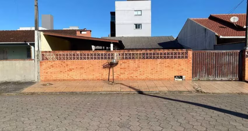 Casa aconchegante em itajuba: suíte, demi-suíte e espaço extra!
