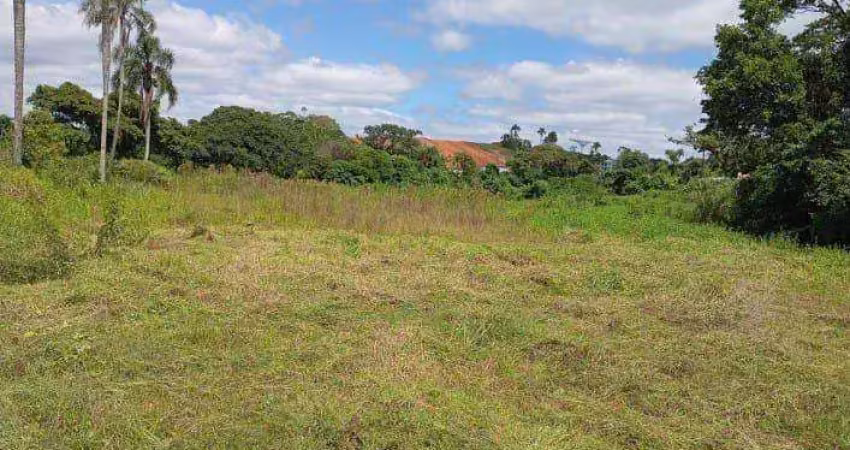 Terreno espaçoso na praia do tabuleiro, barra velha: 330m² para o seu projeto!