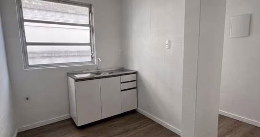 APARTAMENTO no CENTRO com 1 quartos para LOCAÇÃO, 50 m²