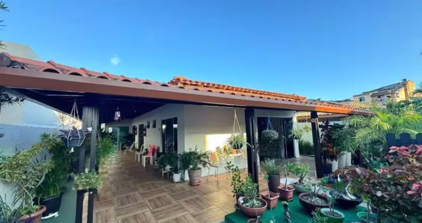 Casa com 4 quartos à venda no Centro, Lauro de Freitas 