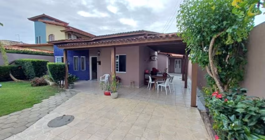 Casa em condomínio fechado com 3 quartos à venda no Buraquinho, Lauro de Freitas 