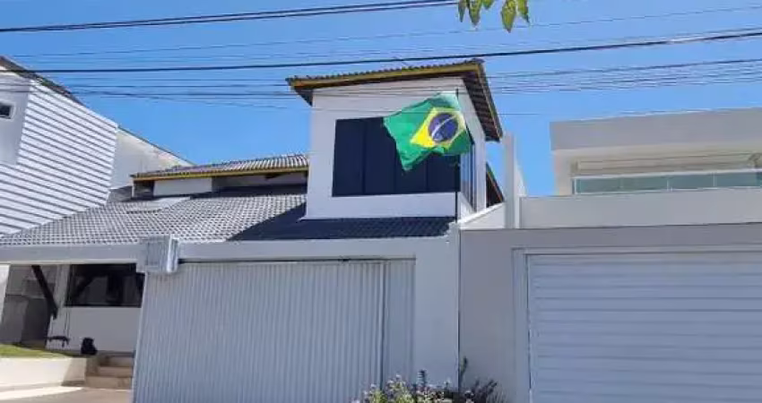Casa em condomínio fechado com 3 quartos à venda na AVENIDA PRAIA DE PAJUSSARA, S/N, 653, Vilas do Atlantico, Lauro de Freitas