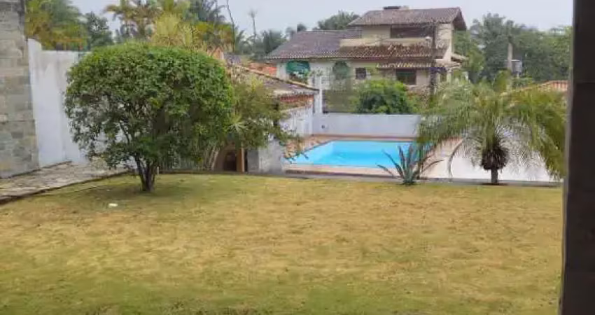 Casa em condomínio fechado com 5 quartos à venda na AVENIDA PRAIA DE PAJUSSARA, S/N, 876, Vilas do Atlantico, Lauro de Freitas