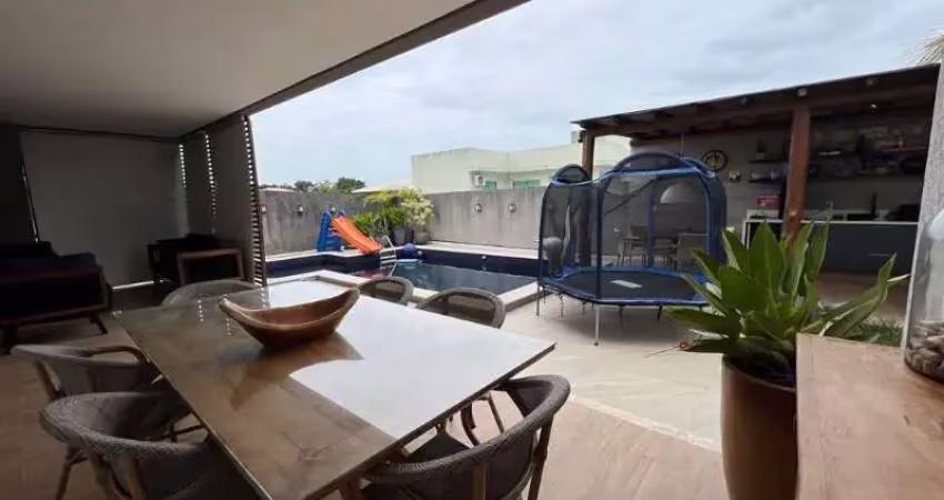 Casa em condomínio fechado com 4 quartos à venda na Rua Guarajuba, 877, Alphaville (Abrantes), Camaçari
