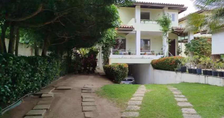 Casa em condomínio fechado com 4 quartos à venda na Rua Ana C B Dias, 87, Buraquinho, Lauro de Freitas