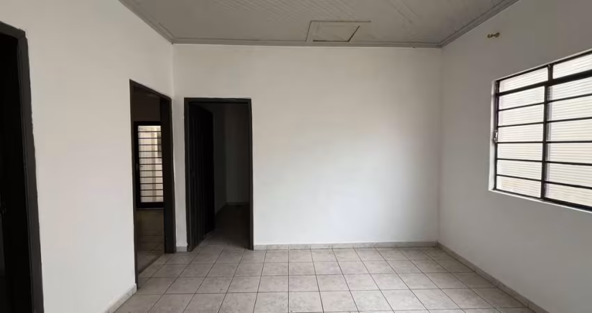 Casa com 2 dormitórios à venda, 58 m² por R$ 220.000,00 - Vila Jones - Americana/SP