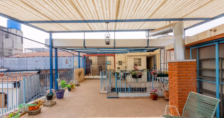 Casa à venda em santo amaro, próxima à hípica paulista, com 3 dormitórios e garagem para 3 carros. conforto e localização privilegiada