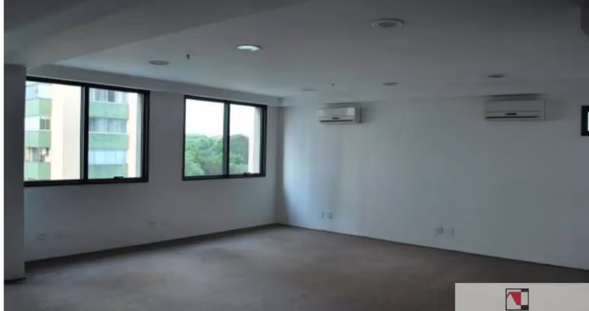 Conjunto  comercial para locação em pinheiros com 136 m ²