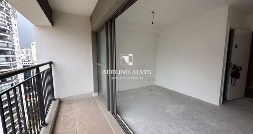 Vendo Studio, com com 25 mts, novo Moema