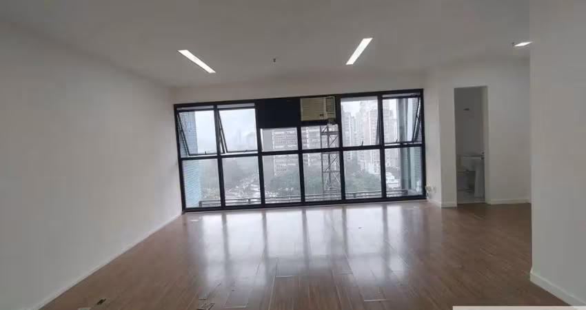 Conjunto comercial para locação na vila olímpia com 90 m ²