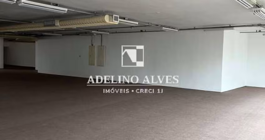 Conjunto comercial na Republica com 600 m ²
