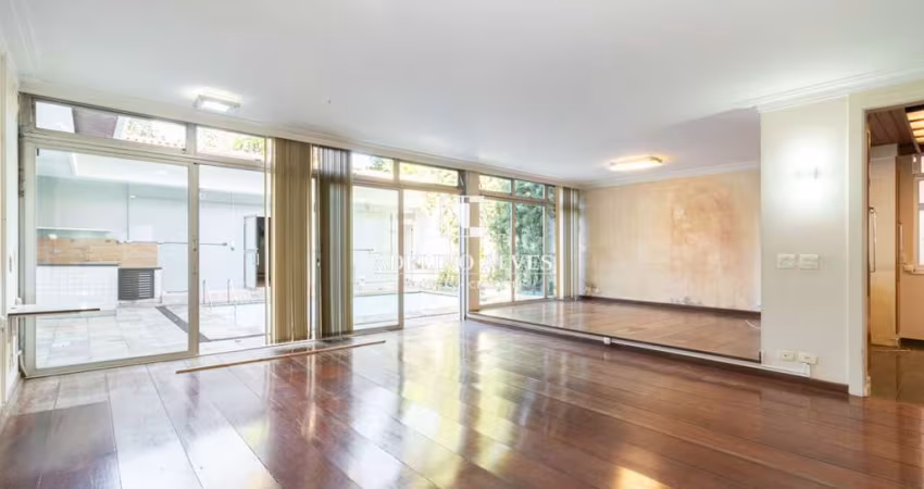 Casa a venda no Jardim Paulistano , 4 dormitórios e 470 m ²
