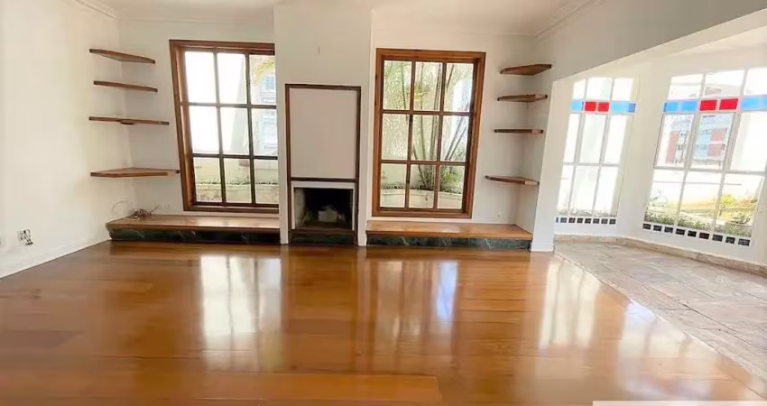 Linda cobertura penthouse, com 125 mts de área util + area externa com churrasqueira