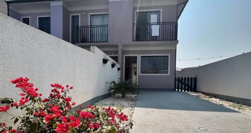 Sobrado com 2 quartos em São José