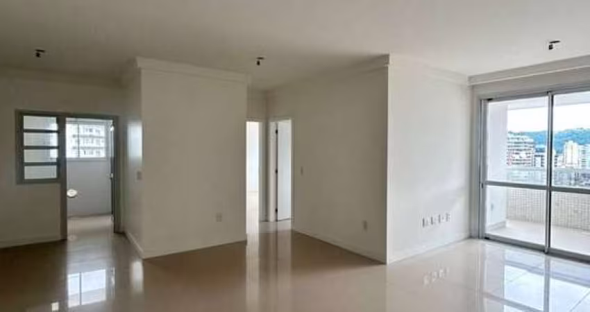 Apartamento com 2 suítes e lavabo no bairro Campinas em São José