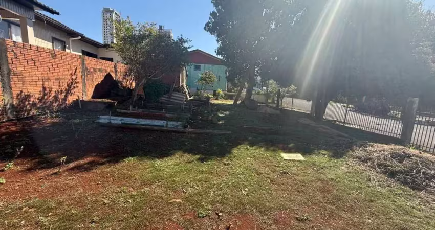 Casa comercial à venda no Cancelli, Cascavel 