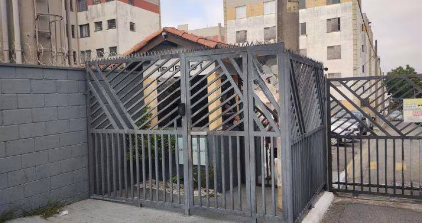 Apartamento para Venda em São Paulo, Itaim Paulista, 2 dormitórios, 1 banheiro, 1 vaga