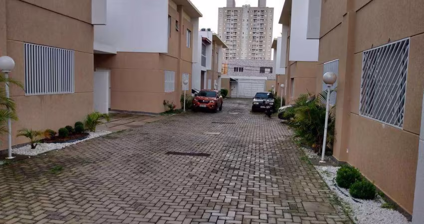 Sobrado em Condomínio para Venda em São Paulo, Itaim Paulista, 3 dormitórios, 1 suíte, 2 banheiros, 2 vagas